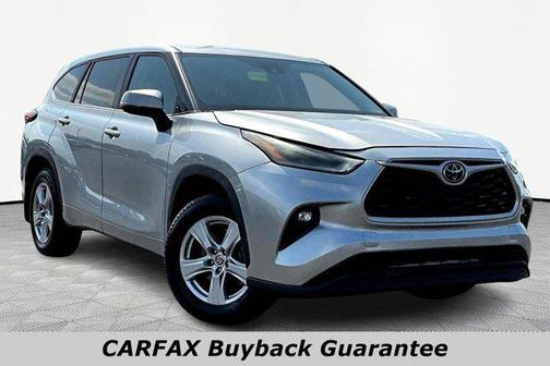 Celestial Silver Metallic 2023 Toyota Highlander LE