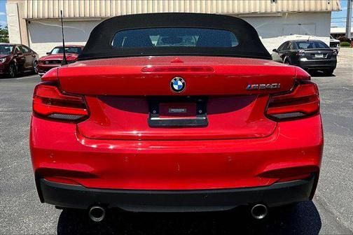 Melbourne Red Metallic 2018 BMW M240 i