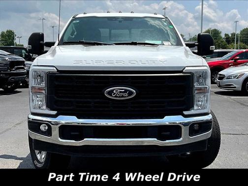 Oxford White 2023 Ford F-350 XL