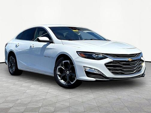 Summit White 2021 Chevrolet Malibu FWD LT