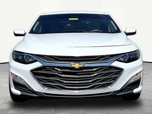 Summit White 2021 Chevrolet Malibu FWD LT