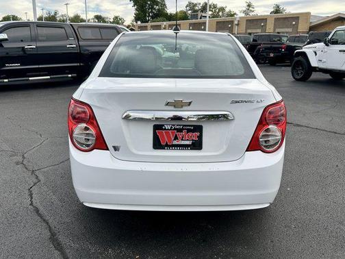 2016 Chevrolet Sonic LT