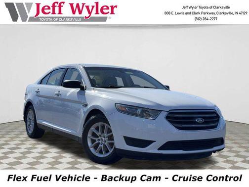 2014 Ford Taurus SE