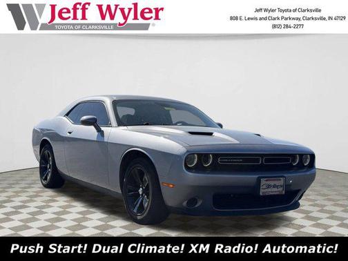 2016 Dodge Challenger SXT