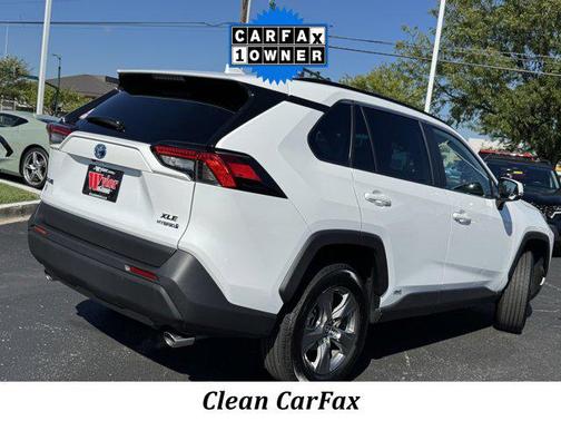 2024 Toyota RAV4 Hybrid XLE