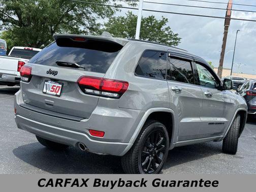 2022 Jeep Grand Cherokee Laredo