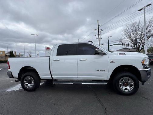 2019 RAM 2500 Big Horn Crew Cab 4x4 6'4' Box