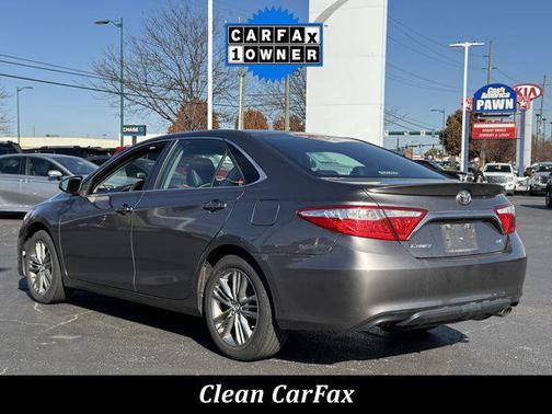 2017 Toyota Camry SE