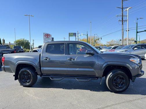 2019 Toyota Tacoma SR
