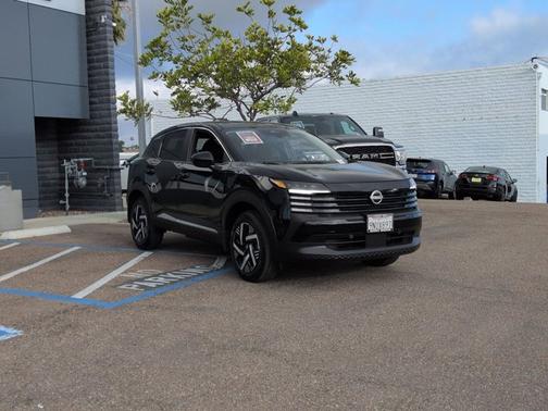 2025 Nissan Kicks SV