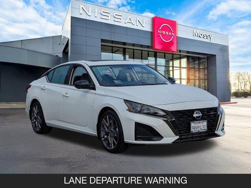 2024 Nissan Altima 2.0 SR