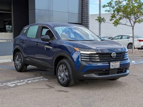 2025 Nissan Kicks S