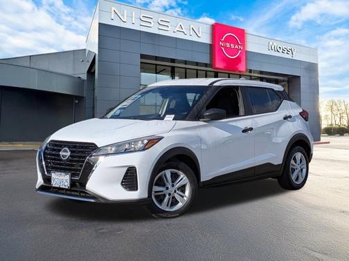 2023 Nissan Kicks S
