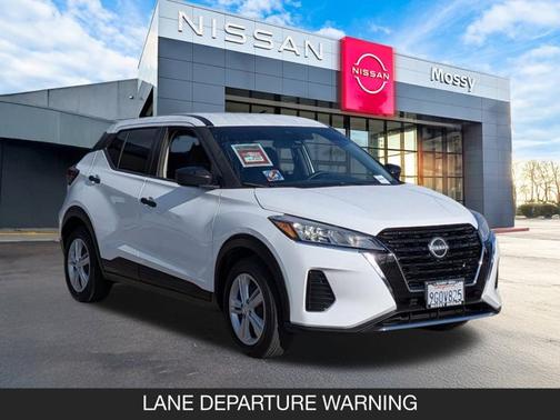 2023 Nissan Kicks S