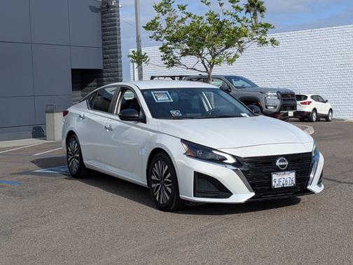2024 Nissan Altima 2.5 SV