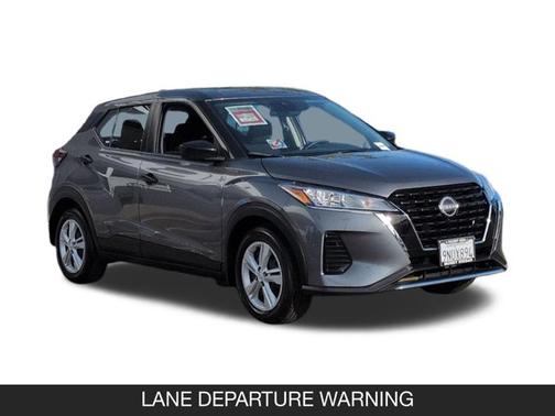 Gun Metallic 2025 Nissan Kicks Play S