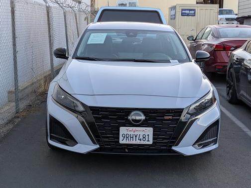 2024 Nissan Altima 2.0 SR