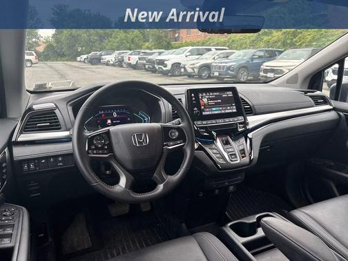 Black 2023 Honda Odyssey Touring