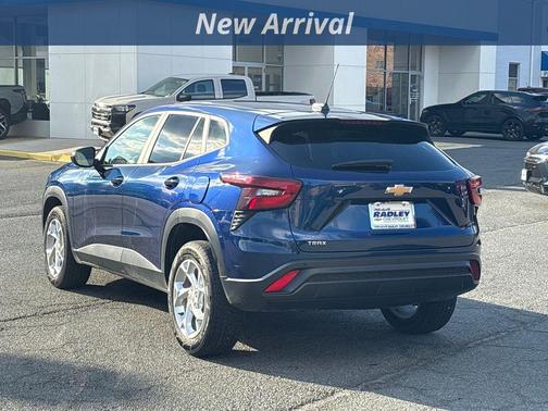 2024 Chevrolet Trax LS