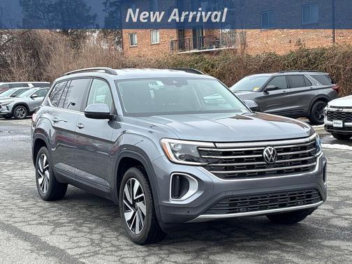 2025 Volkswagen Atlas 2.0T SE w/Technology 4MOTION