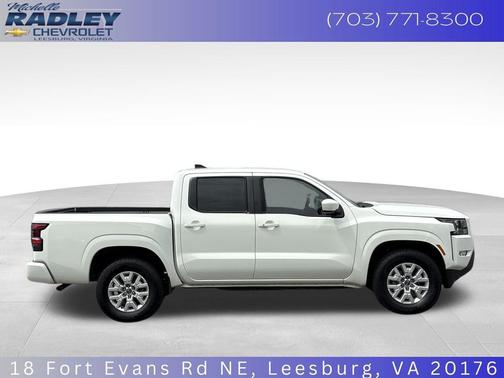 2024 Nissan Frontier SV