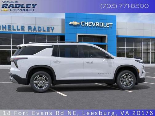 2025 Chevrolet Traverse LT