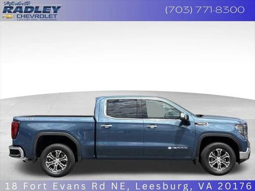 2024 GMC Sierra 1500 SLT