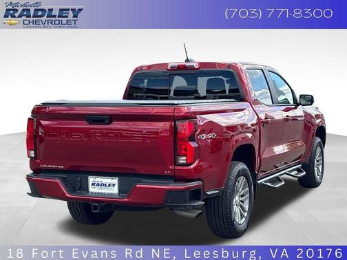 Radiant Red Tintcoat 2024 Chevrolet Colorado LT