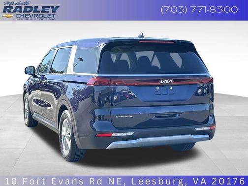 2024 Kia Carnival LX