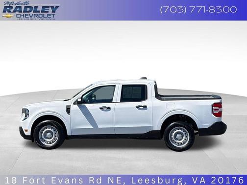 Oxford White 2025 Ford Maverick XL