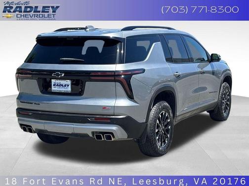 Sterling Gray Metallic 2024 Chevrolet Traverse Z71