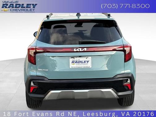 Blue 2024 Kia Seltos EX