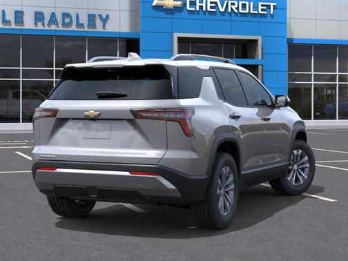 Sterling Gray Metallic 2026 Chevrolet Equinox LT