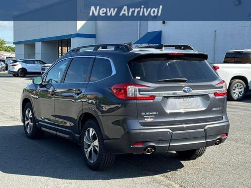 Magnetite Gray Metallic 2023 Subaru Ascent Premium 7-Passenger