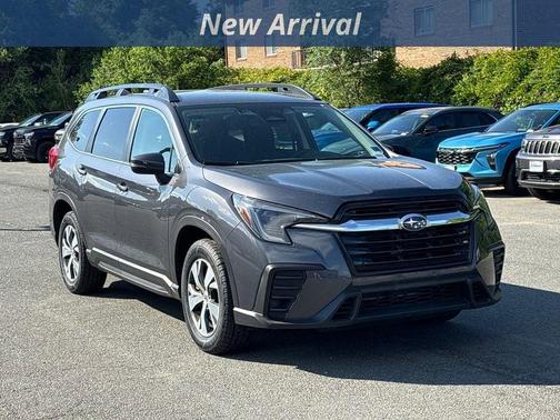 Magnetite Gray Metallic 2023 Subaru Ascent Premium 7-Passenger