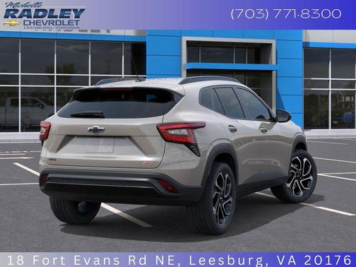 Summit White 2026 Chevrolet Trax FWD 2RS