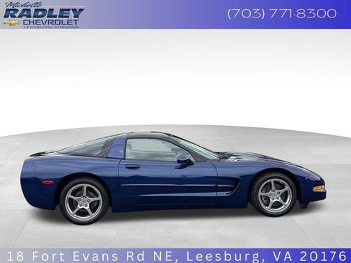 2004 Chevrolet Corvette Base