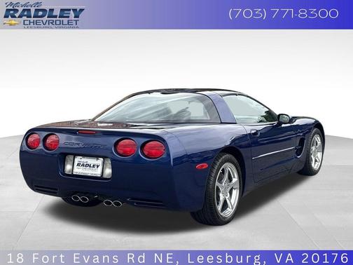 2004 Chevrolet Corvette Base