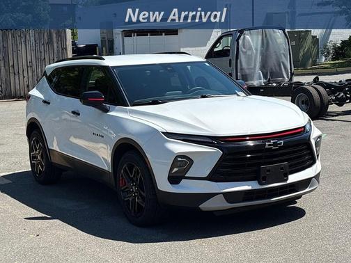 Summit White 2023 Chevrolet Blazer 2LT