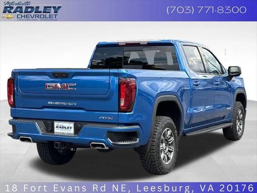 2024 GMC Sierra 1500 AT4