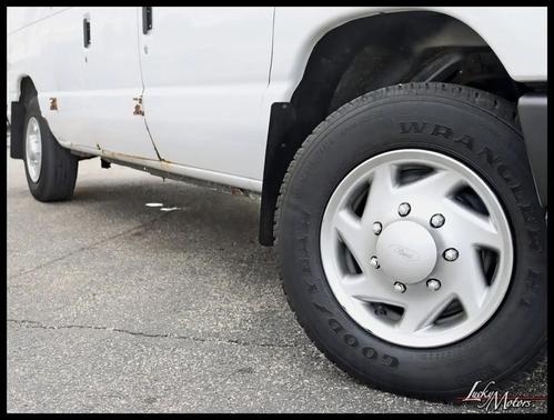 Oxford White 2013 Ford E150 Cargo