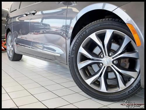 Granite Crystal Metallic Clearco 2017 Chrysler Pacifica Limited