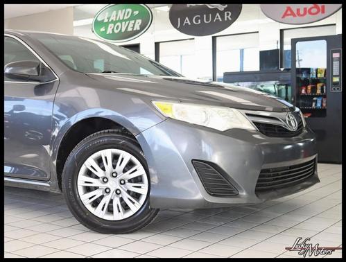 2014 Toyota Camry LE
