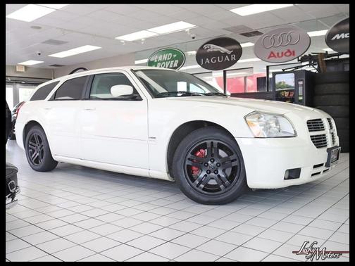 2005 Dodge Magnum RT