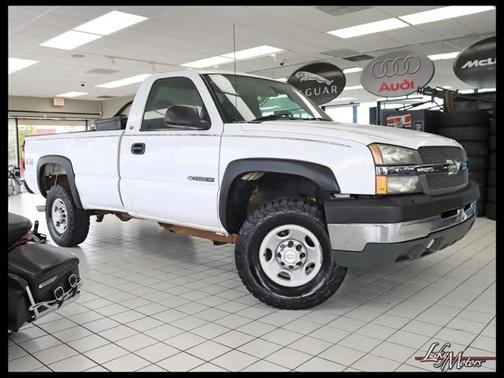 2004 Chevrolet Silverado 2500 Work Truck