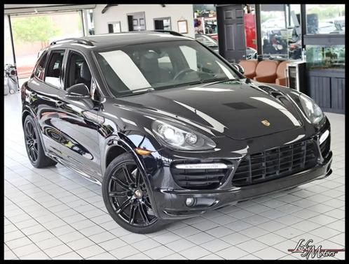 2013 Porsche Cayenne GTS