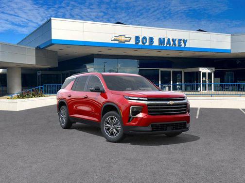 Radiant Red Tintcoat 2026 Chevrolet Traverse LT
