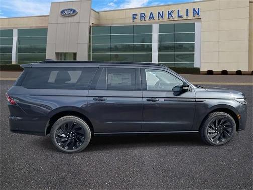 2025 Lincoln Navigator L Reserve
