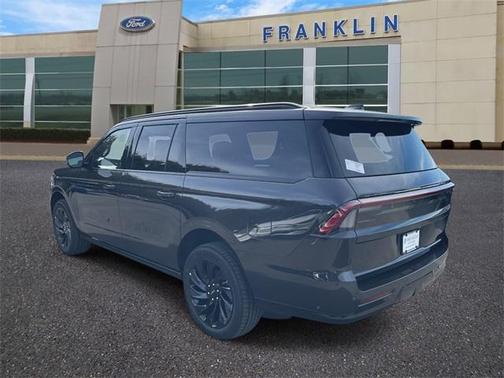 2025 Lincoln Navigator L Reserve