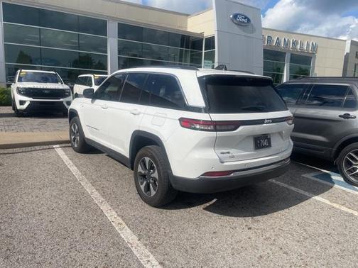 2022 Jeep Grand Cherokee 4xe Base
